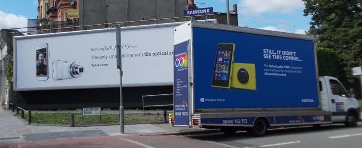 Nokia v.s Samsung廣告看板@英國倫敦, from thedrum.com